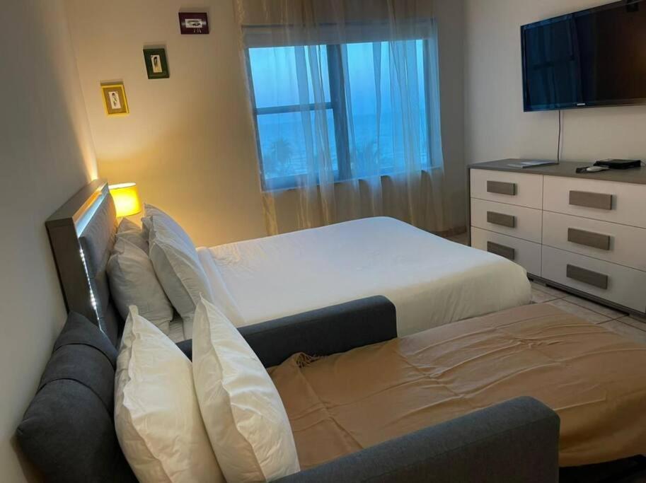 Chic Ocean Front Studio! Apartment Miami Beach Exterior photo